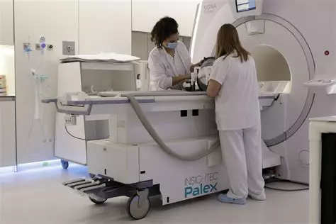Gamma Knife: tratamiento preciso y sin cirugía para el temblor en Párkinson